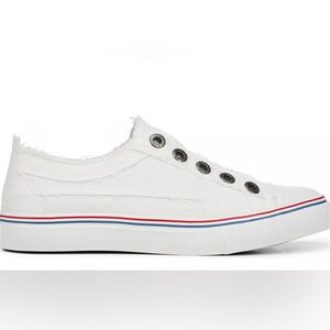 NWT Blowfish Malibu Play White Canvas Slip On Sneakers Shoes Red Blue Stripe 7.5
